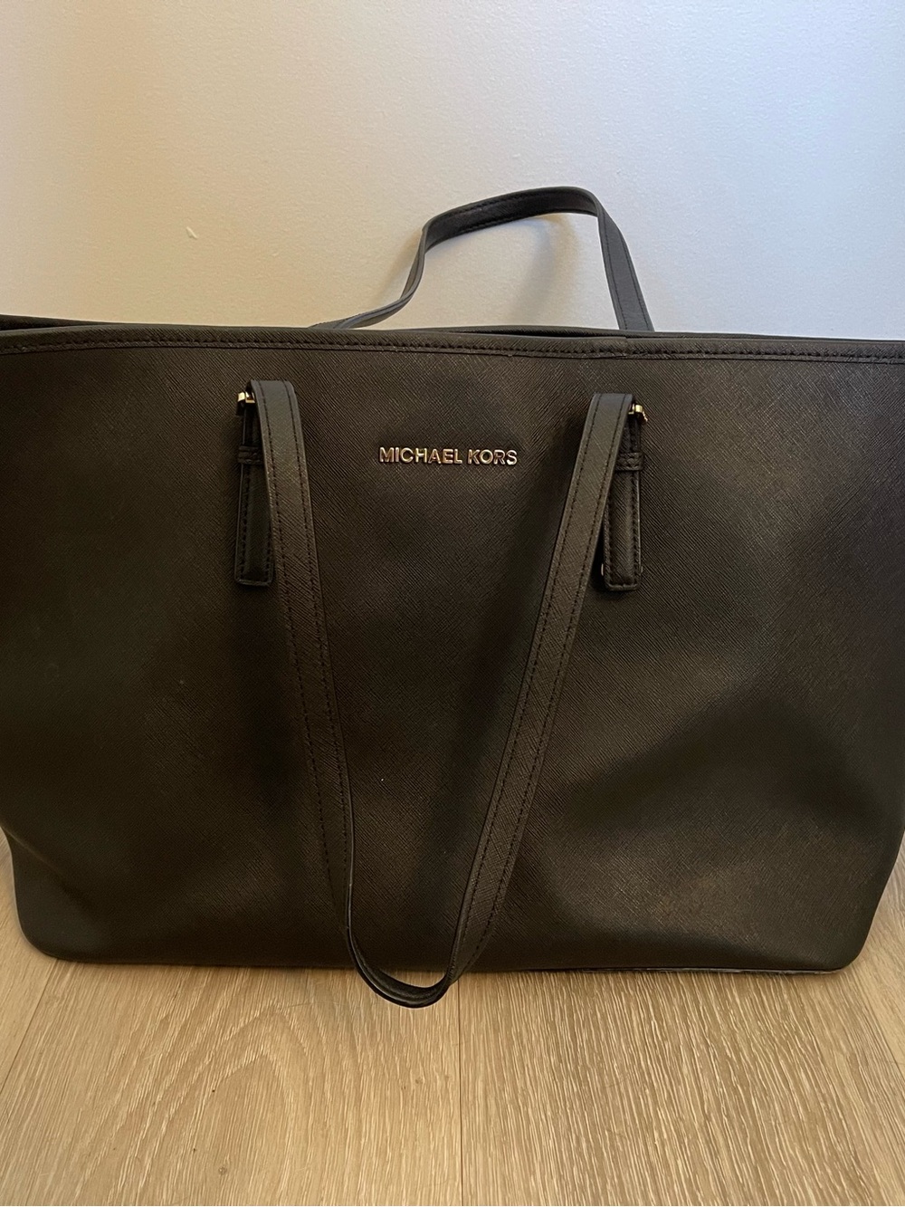 Michael Kors Black Saffiano Shoulder Tote